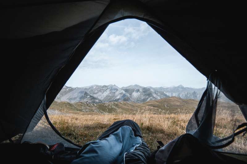 Camping (sauvage) sans quitter le pays : ce qu’il faut faire et éviter