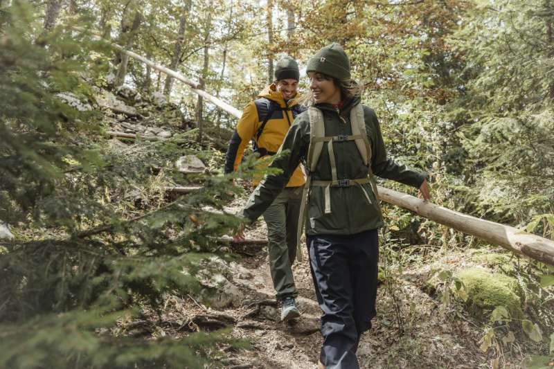 Le choix de notre expert : les meilleurs pantalons de pluie pour femmes