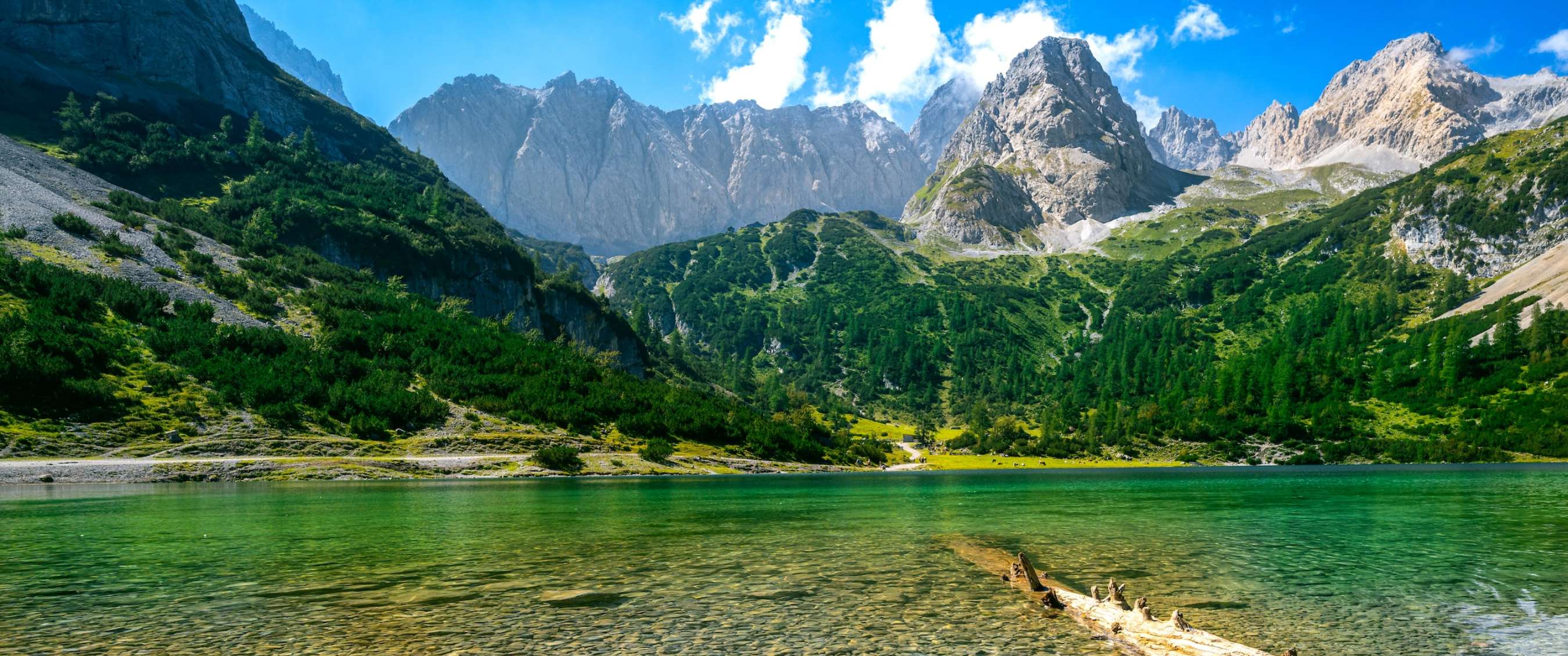 Le massif du Wetterstein à la frontière entre l’Autriche et l’Allemagne