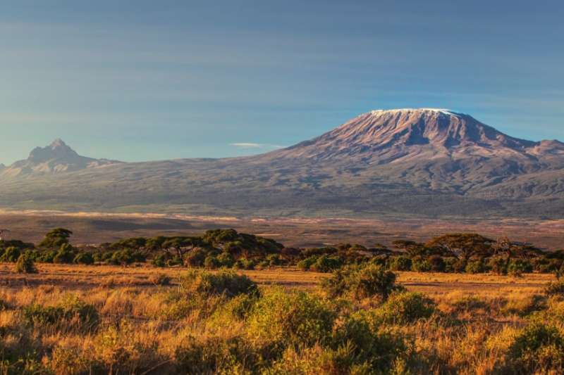 Notre collègue Julie a escaladé le Kilimandjaro