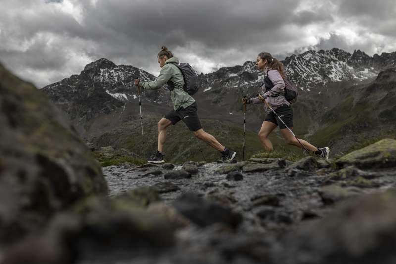 Comment bien choisir ses bâtons de randonnée LEKI